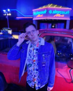 Phil Lester Instagram - In Hawkins investigating some sƃuᴉɥʇ ǝƃuɐɹʇS