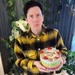 Phil Lester Instagram – okay Dan is now officially banned from ordering the birthday cake

dilf more like CAKE I’d like to EAT am I right #cile