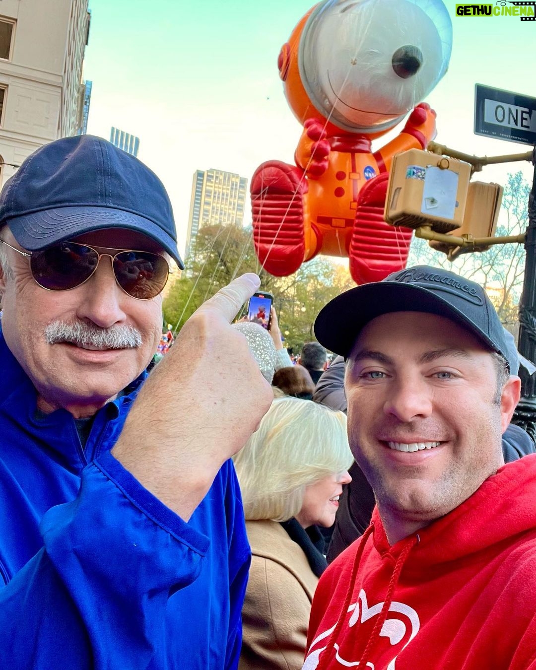 Phil McGraw - 21.8K Likes - My hero! Snoopy!
Happy Thanksgiving!
#macysthanksgivingdayparade #macysparade #snoopy