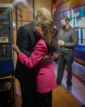 Phil McGraw Instagram - 50 Valentine's Days,
Lots of pulled pigtails,
Frogs down the back,
and shared popsicles!
Love you,
Phillip
💘
