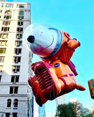 Phil McGraw Instagram - My hero! Snoopy! 
Happy Thanksgiving! 
#macysthanksgivingdayparade #macysparade #snoopy