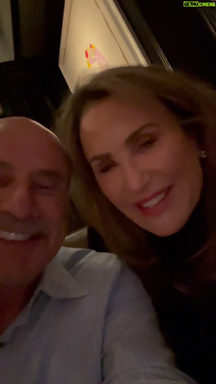 Phil McGraw Instagram - Friday night at our favorite restaurant in Dallas! 🍽 #AlBiernat’s #greatfood #Dallas #albiernats #fridaynight @albiernats_oaklawn