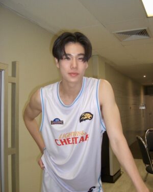 Phuwin Tangsakyuen Instagram - 🏀 injuries