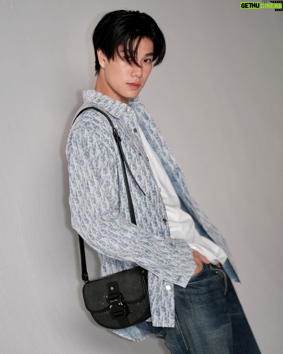 Phuwin Tangsakyuen Instagram - winter is coming @dior #diorwinter23