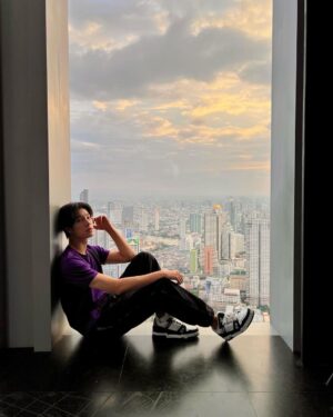 Phuwin Tangsakyuen Instagram - ฟ้าร้อง 🌈