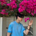Phuwin Tangsakyuen Instagram - กลิ่นดอกไม้