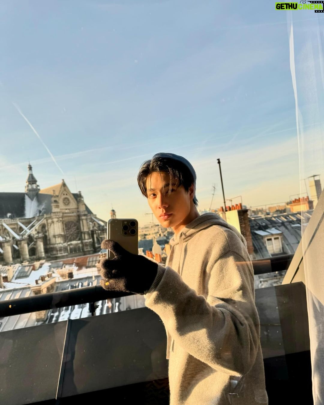 Phuwin Tangsakyuen Instagram - winter freeze 🥀