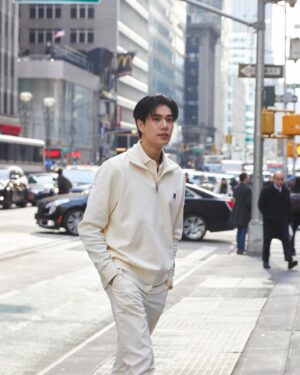 Phuwin Tangsakyuen Instagram - Hello nyc
#TommyHilfiger #TommyHilfigerTH