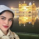 Pia Bajpiee Instagram – 🙏🙏🙏 Golden temple, Amritsar, Punjab
