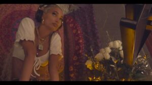 Pia Mia Instagram - Creating the Christmas EP 10/2020 OUT NOW