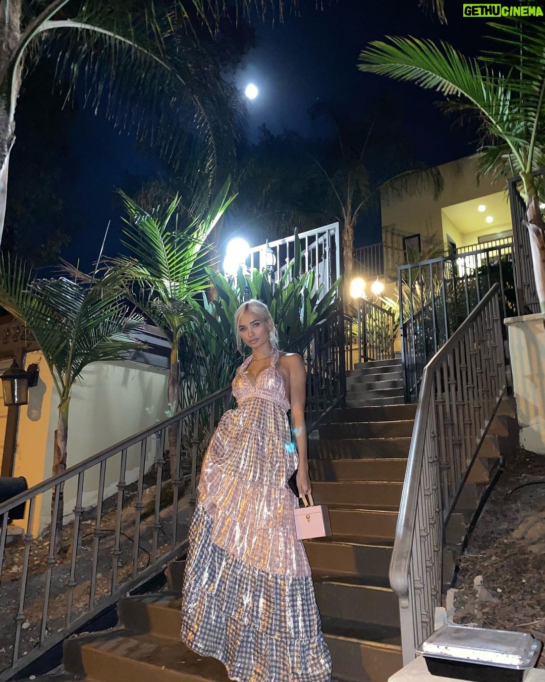 Pia Mia Instagram - full moon full heart 🌑 thank you for all the birthday wishes