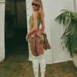 Pia Mia Instagram - collaborated on this custom stage look with my friend and incredible designer and artist @blarstud.io