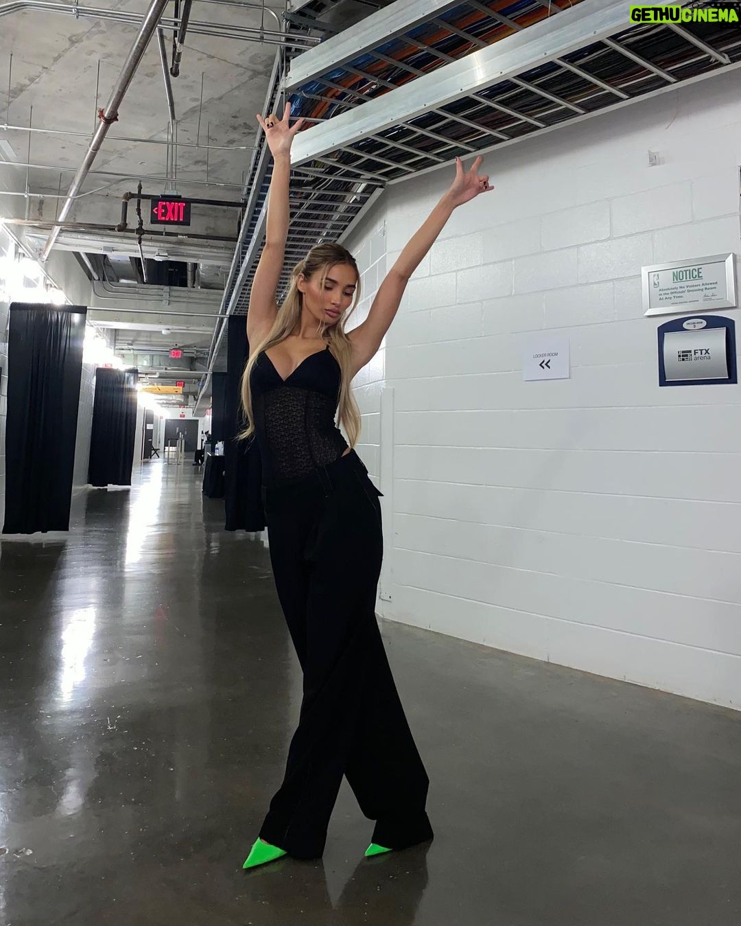Pia Mia Instagram - Thank you @nft_bzl @oneofnft 🤍 panel 2 tomorrow! Styled by yours truly. Kaseya Center
