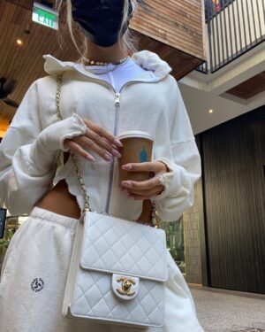 Pia Mia Instagram - good morning 🧚🏼