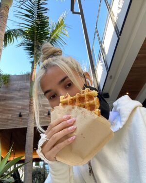 Pia Mia Instagram - good morning 🧚🏼