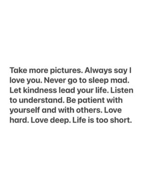 Pia Mia Instagram - good morning 🧚🏼