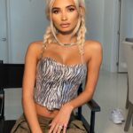 Pia Mia Instagram - soft glam for filming today 🖤🎥 been super into simple braids lately and we found my favorite nude lip combo 🌹 Los Angeles, California