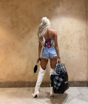Pia Mia Instagram - 