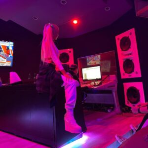 Pia Mia Instagram - 