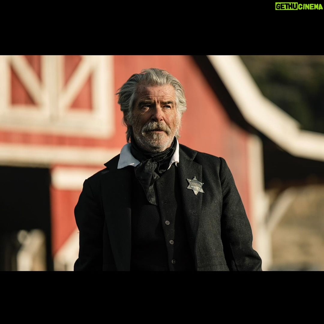 Pierce Brosnan Instagram - Unholy Trinity a movie … Sheriff Gabriel Dove…photos by @rowdythebronco ☘️👍🙏