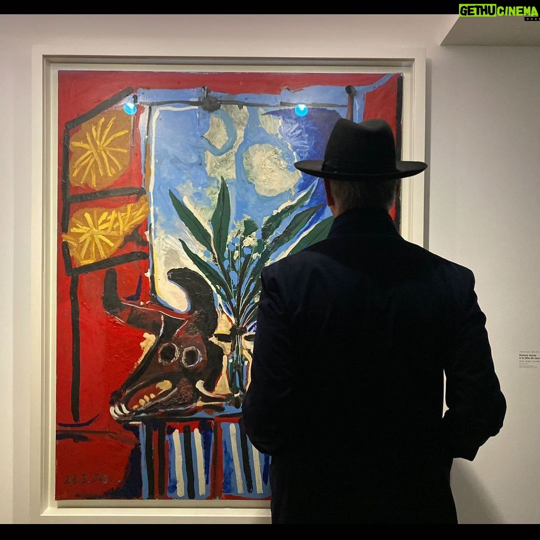 Pierce Brosnan Instagram - A day with Picasso…Photo by @keelyshayebrosnan