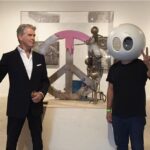 Pierce Brosnan Instagram - PEACE be with you. ✌️A highlight from Art Miami was meeting @Kaiart ✨ photo by @keelyshayebrosnan