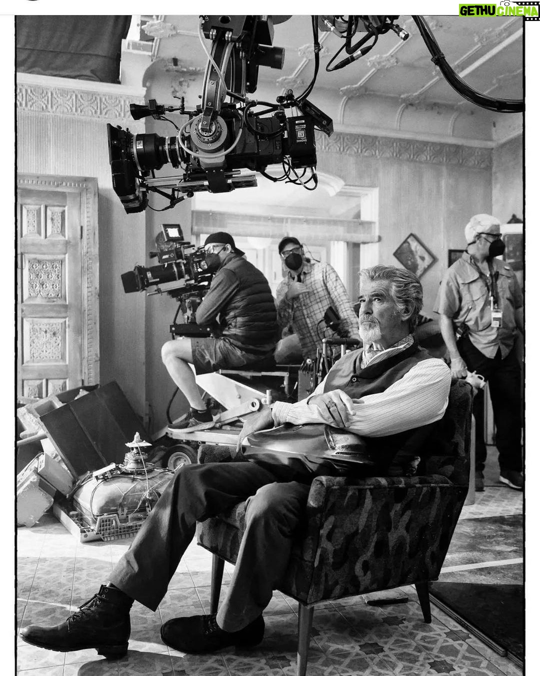 Pierce Brosnan Instagram - Atlanta, saw the magic of the maestro, made some art, made a movie ⚡️⚡️⚡️Black Adam