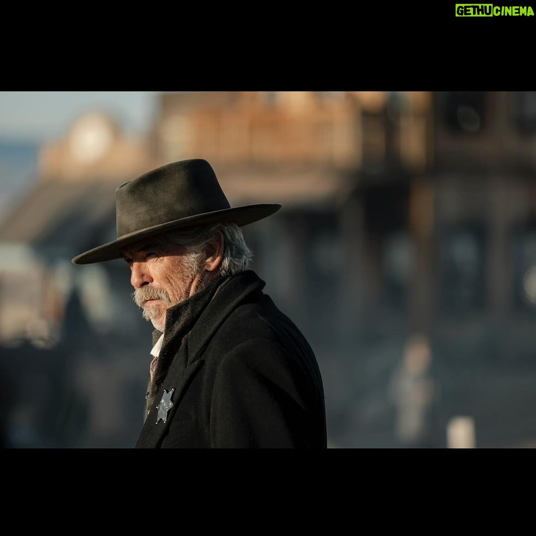 Pierce Brosnan Instagram - Unholy Trinity a movie … Sheriff Gabriel Dove…photos by @rowdythebronco ☘️👍🙏