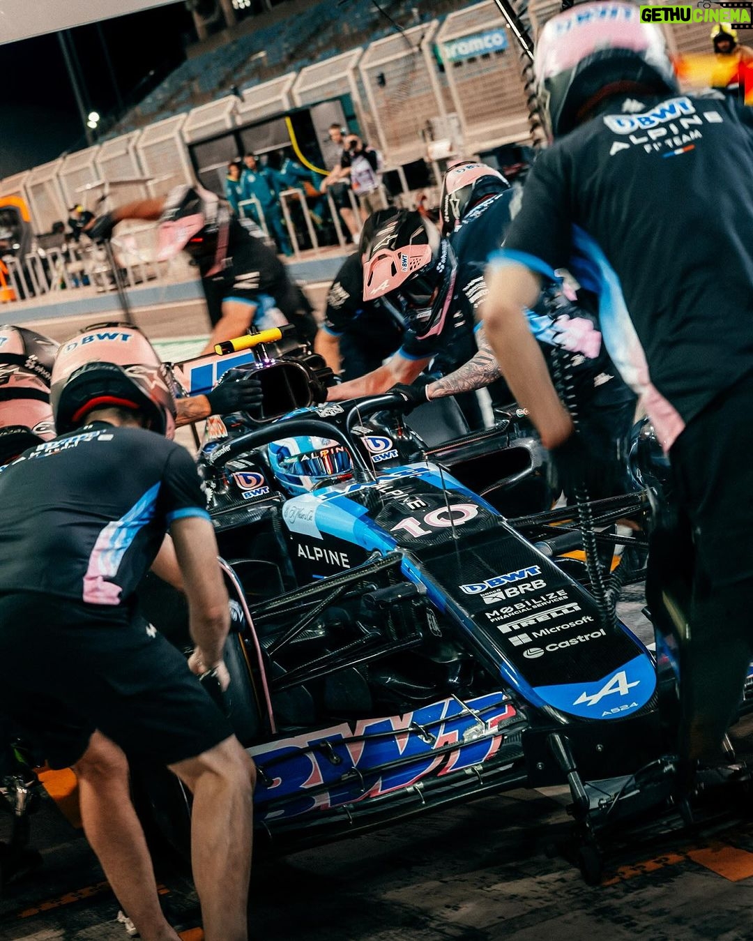 Pierre Gasly Instagram - Thrilled for this new season to start!! 2 good days of running so far, last testing day tomorrow. Bahrain