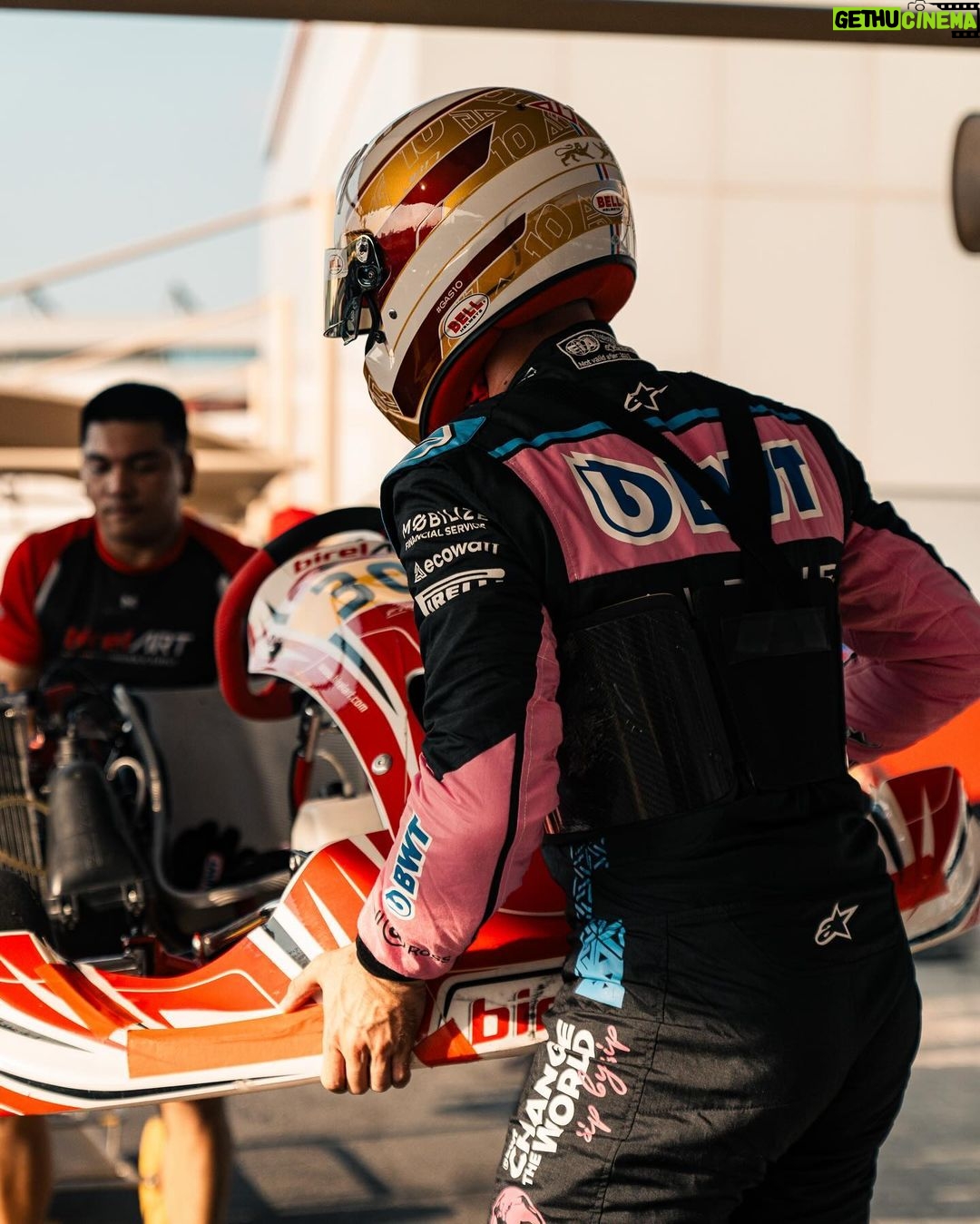 Pierre Gasly Instagram - Just love it sooo much man!! Fun day out on track. Missing racing too much already!!