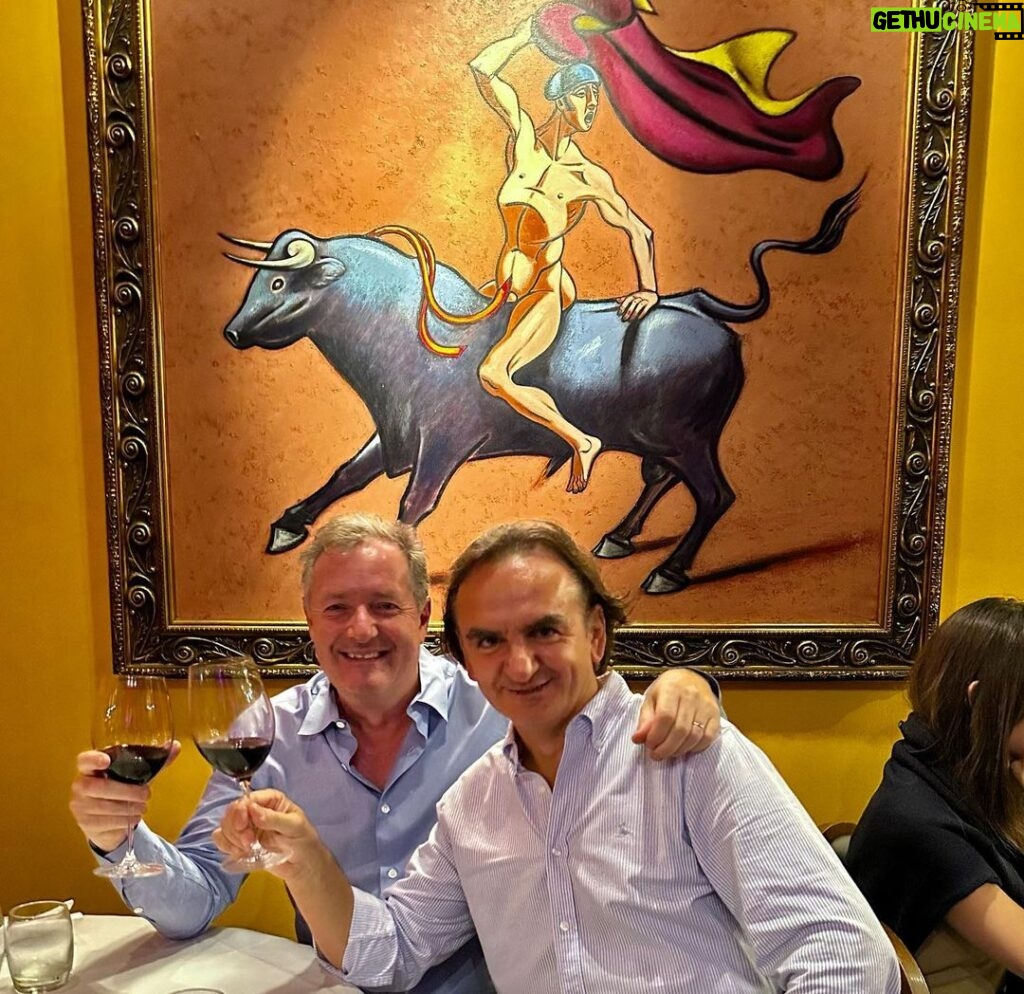 Piers Morgan Instagram - Where else to celebrate the big @piersmorganuncensored Rubiales interview scoop than London’s best Spanish restaurant, with its legendary owner Abel Lusa? The art seems appropriately inappropriate. Cambio de Tercio-Tendido Cero-Tendido Cuatro-Capote & Toros