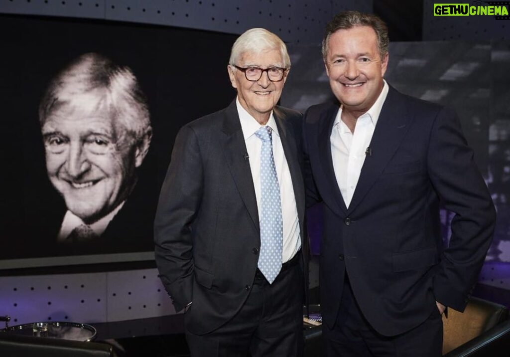 Piers Morgan Instagram - RIP Parky. The 🐐 of TV interviewers. Wonderful character, great writer, sublimely talented broadcaster, and hilarious lunch partner. Loved him.