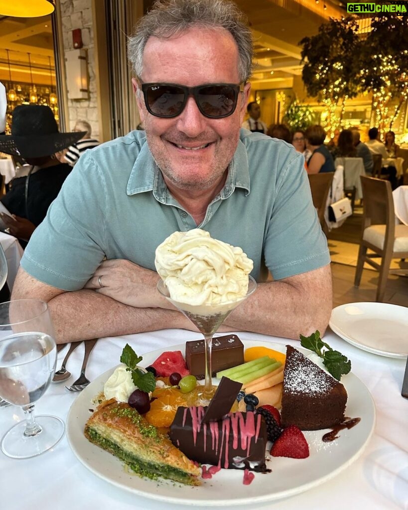 Piers Morgan Instagram - When you’ve abstemiously had the grilled branzino and steamed spinach to lose a bit of timber, and the kindly restaurant manager sees your pain and brings you ‘a little surprise’ for dessert… 😍 Avra Beverly Hills