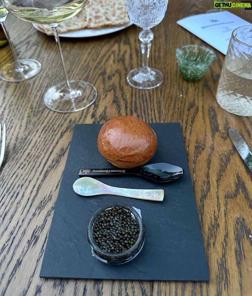 Piers Morgan Instagram - Warning: this is a first world post.. so if you’re easily offended by scenes of extravagant consumption, avert your whiny little eyes now. .. I went to my first ever caviar-tasting dinner last night, and it was just as delicious and enjoyable as it sounds. We also had a fascinating masterclass in this sumptuously mysterious delicacy from Mr Caviar @corstengerhards of @princesseisenbourg What a glorious treat it all was. Thanks to our generous hosts @gabrielapeacock @dapeaky for a quite memorable evening.. only problem is I’ve now developed a real taste for the little black eggs… London, United Kingdom