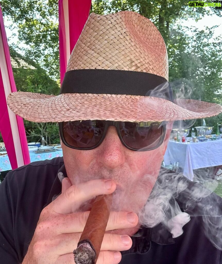 Piers Morgan Instagram - Happiness is a cigar called… Montecristo No2. Newick
