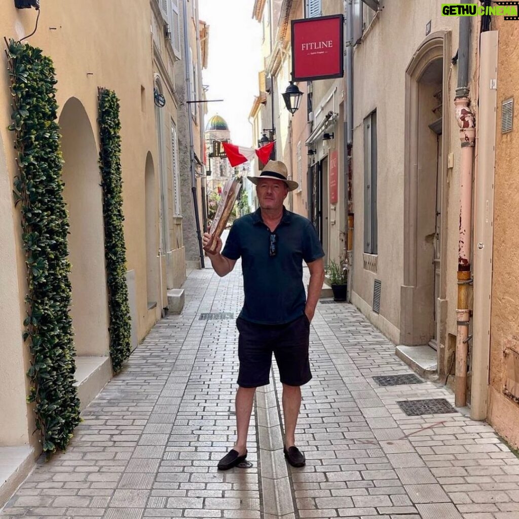 Piers Morgan Instagram - Already missing my morning baguette run. 🇫🇷 🥖 St Tropez