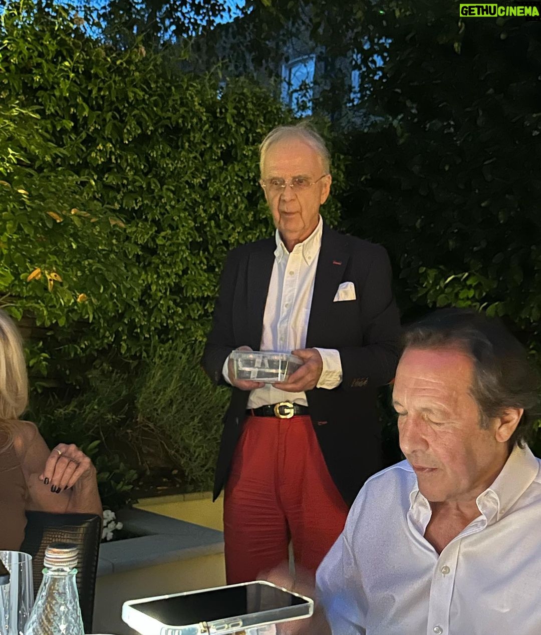 Piers Morgan Instagram - Warning: this is a first world post.. so if you’re easily offended by scenes of extravagant consumption, avert your whiny little eyes now. .. I went to my first ever caviar-tasting dinner last night, and it was just as delicious and enjoyable as it sounds. We also had a fascinating masterclass in this sumptuously mysterious delicacy from Mr Caviar @corstengerhards of @princesseisenbourg What a glorious treat it all was. Thanks to our generous hosts @gabrielapeacock @dapeaky for a quite memorable evening.. only problem is I’ve now developed a real taste for the little black eggs… London, United Kingdom