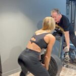 Piers Morgan Instagram - When your Olympian trainer flies in from Dubai and confidently announces ‘I can definitely beat you on the T-Bar’ - but then the weight gets to 55kg (120lbs) and she crumbles like a sandcastle hit by a wave. 💪🤣 @roarfitnessgirl Roar Classes