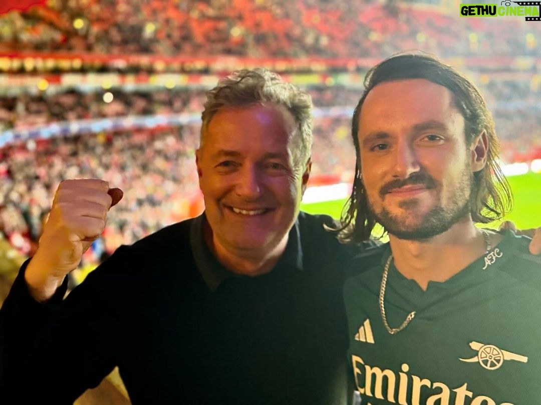 Piers Morgan Instagram - Arsenal ❤️❤️❤️❤️ Arsenal Stadium