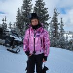 Pietra Quintela Instagram - Penelope Charmosa versão ski; 😚🎀💅🏼🩷👱🏻‍♀️ (Sim, fui da praia pra neve) Deer Valley Mountain