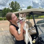 Pietra Quintela Instagram - Eu e minha baby no nosso lugar favorito <3 🤍🐺🏞️ Boa Vista Village