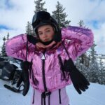 Pietra Quintela Instagram - Penelope Charmosa versão ski; 😚🎀💅🏼🩷👱🏻‍♀️ (Sim, fui da praia pra neve) Deer Valley Mountain