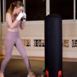 Pietra Quintela Instagram - Dica de ouro pra quem quer ✨ na academia ;))) Atendendo a pedidos um dos meus looks favoritos do boxe, tá aí! 🥊🫶🏻 #plie #publi