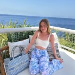 Pietra Quintela Instagram - In the blue mood <3 🤍🩵💙 Il Riccio - Capri