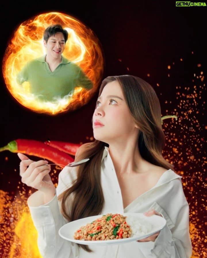 Pimchanok Luevisadpaibul Instagram - 💚 @knorr_thailand 💚 กะเพราที่ว่าแซ่บฟินแล้ว ยิ่งได้กินคู่แกงจืดทำจากคนอร์ ยิ่งฟินขึ้นไปอีก คู่นี้แหละลงตัวเข้ากั๊นเข้ากันไม่เหมือนใคร เหมือนคู่มาร์ชใบเฟิร์น ที่มีแต่ความลงตัว อยู่ด้วยกันฟินสุดๆ…. ขอแนะนำ เมนูของมาร์ช “แกงจืด” คู่ “กะเพรา” คู่นี้…ต้องลอง! แกงจืดทำง่ายๆด้วย คนอร์ซุปก้อนรสหมู ทำจากกระดูกหมูเล้งแท้ ผสานเครื่องเทศสุดกลมกล่อม ไม่ว่าจะเมนูโปรดจานไหน ก็ฟินได้อีก แค่มีซุปชามโปรดทำจากซุปก้อนคนอร์ คิดถึงชามซุป คิดถึงคนอร์ #คนอร์คู่ซุปคู่จานโปรด #จับคู่ชีวิตอร่อยขึ้น #มาร์ชคู่ใบ