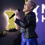 Pink Instagram - Last night was pure magic. I was honored to receive the National Champion Award from No Kid Hungry along side @alicelouisewaters @chefsherryyard and @williamssonoma … and my friend @thejeffbridges. Got to sing and raise much needed funds to end childhood hunger in this country. 1 in 8 kids in America lives with hunger. Join me and get involved so we can make No Kid Hungry a reality. @nokidhungry 📷 Tyler Curtis/ABImages