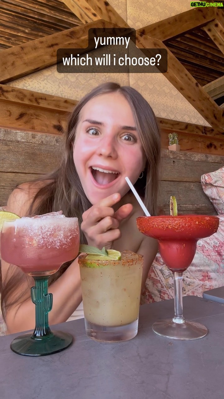 Piper Rockelle Instagram - try new things w/me 🥑🌺 @durangocantina Durango Cantina