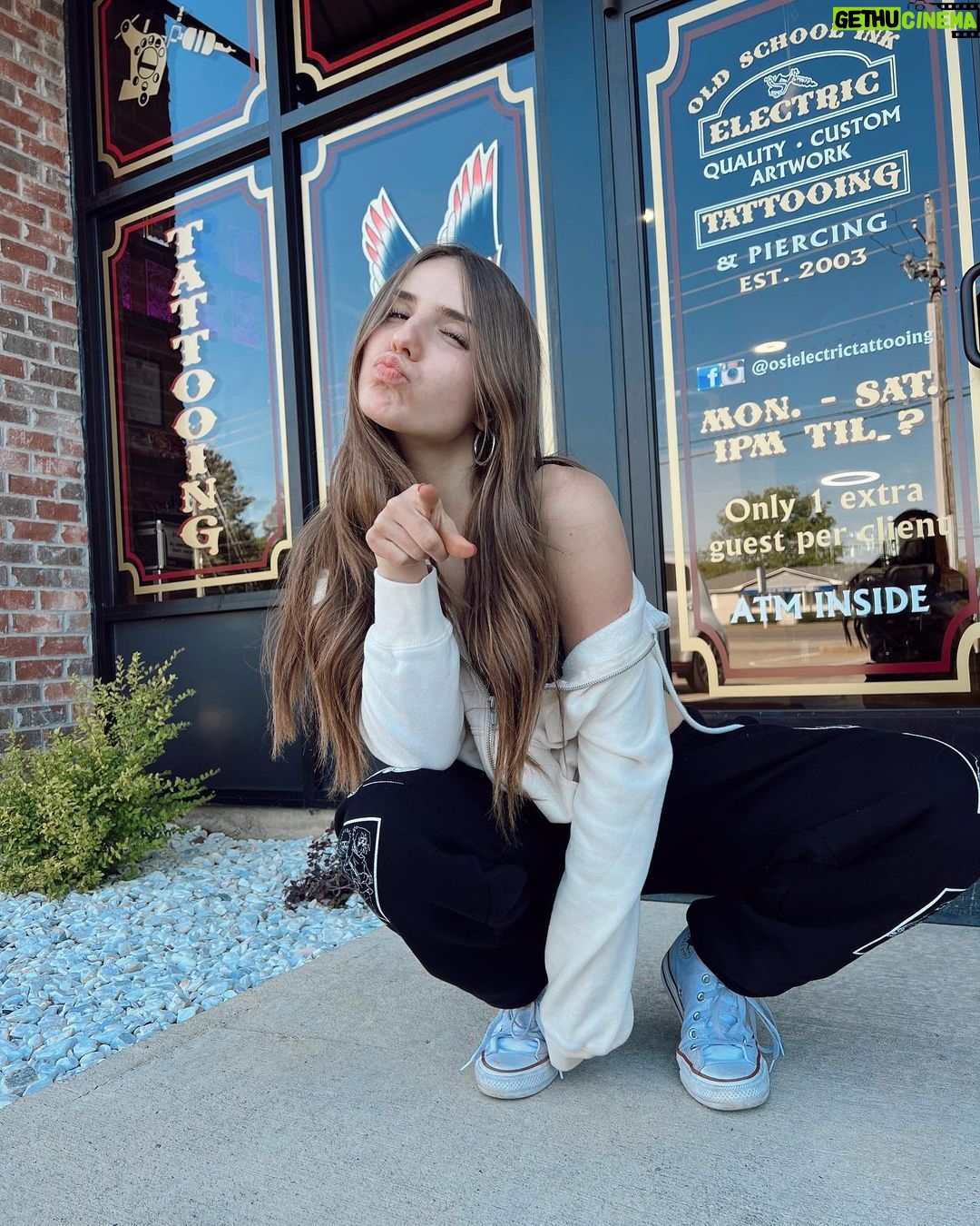 Piper Rockelle Instagram - permanently 🍒🦅 ⚓️ Southside, Alabama