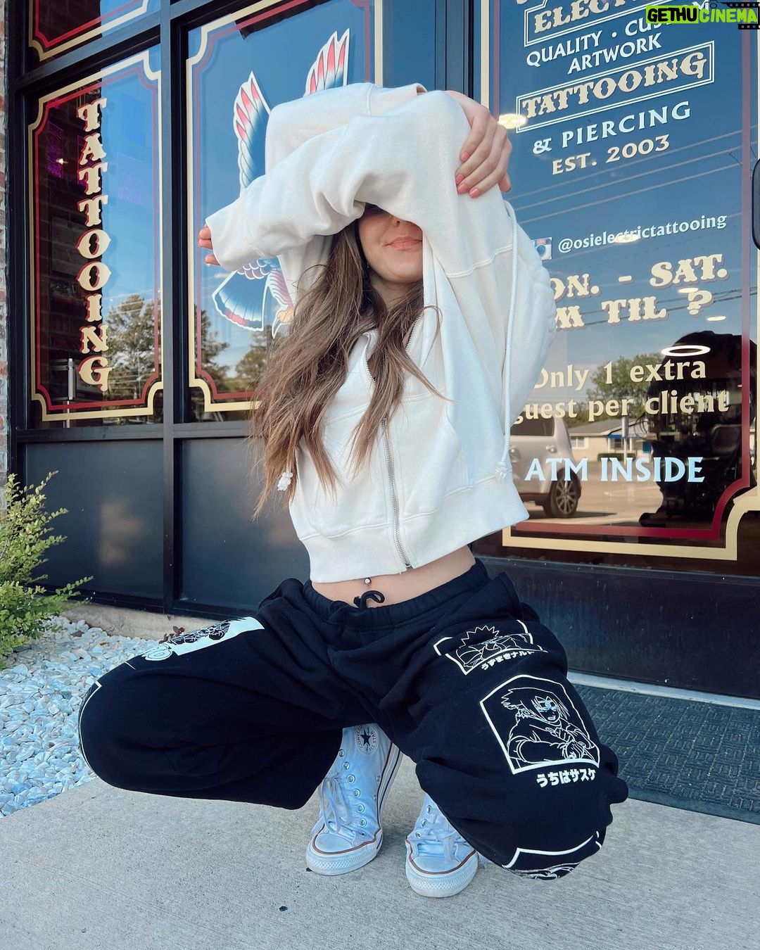 Piper Rockelle Instagram - permanently 🍒🦅 ⚓️ Southside, Alabama