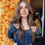 Piper Rockelle Instagram – golden girl 🌹💛